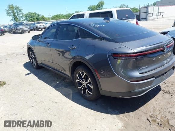 ✅ 2024 Toyota Crown XLE • VIN: JTDAAAAF4R3018149 • Lot: 42293604. Wystawiony na IAAI z przebiegiem 22 408 mil. Bezpłatny archiwum sprzedaży aukcyjnych z USA i szczegółowy raport historii pojazdu na DreamBid. Zdjęcie 3.