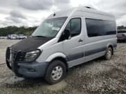 ✅ 2015 Mercedes-Benz Sprinter Passenger • VIN: WDZPE7CC0F5994594 • Lot: 74563654. Wystawiony na Copart z przebiegiem 187 823 mil. Bezpłatny archiwum sprzedaży aukcyjnych z USA i szczegółowy raport historii pojazdu na DreamBid. Zdjęcie 1.