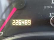 ✅ 2005 Chevrolet Equinox LT • VIN: 2CNDL73F556094954 • Лот: 41354675. Опубликован ранее на IAAI с пробегом 226 489 миль. Бесплатный доступ к архиву аукционных продаж из США и подробный отчёт об истории автомобиля на DreamBid. Изображение 7.