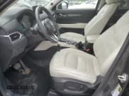 ✅ 2023 Mazda CX-5 S Premium Plus • VIN: JM3KFBEM7P0177774 • Lot: 72010305. Wystawiony na Copart z przebiegiem 28 508 mil. Bezpłatny archiwum sprzedaży aukcyjnych z USA i szczegółowy raport historii pojazdu na DreamBid. Zdjęcie 7.