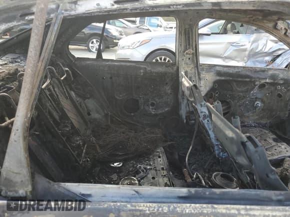 ✅ 2007 Volkswagen Jetta • VIN: 3VWGF71K47M147691 • Лот: 80150595. Опубликован ранее на Copart с пробегом Не указан. Бесплатный доступ к архиву аукционных продаж из США и подробный отчёт об истории автомобиля на DreamBid. Изображение 10.