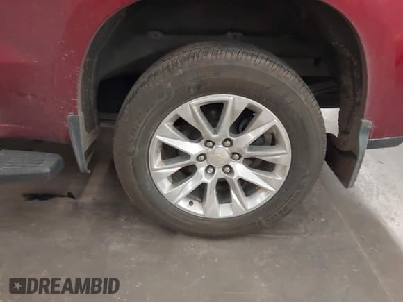 ✅ 2021 Chevrolet Silverado 1500 LTZ • VIN: 1GCUYGED4MZ335164 • Lot: 43630202. Wystawiony na IAAI z przebiegiem 98 527 mil. Bezpłatny archiwum sprzedaży aukcyjnych z USA i szczegółowy raport historii pojazdu na DreamBid. Zdjęcie 12.