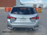 ✅ 2024 Mitsubishi Outlander S • VIN: JA4ARUAU5RU012986 • Lot: 42337524. Wystawiony na IAAI z przebiegiem 13 211 mil. Bezpłatny archiwum sprzedaży aukcyjnych z USA i szczegółowy raport historii pojazdu na DreamBid. Zdjęcie 17.
