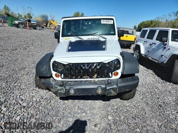 ✅ 2013 Jeep Wrangler Unlimited Sport • VIN: 1C4BJWDG6DL670091 • Lot: 85764815. Wystawiony na Copart z przebiegiem 114 922 mil. Bezpłatny archiwum sprzedaży aukcyjnych z USA i szczegółowy raport historii pojazdu na DreamBid. Zdjęcie 5.