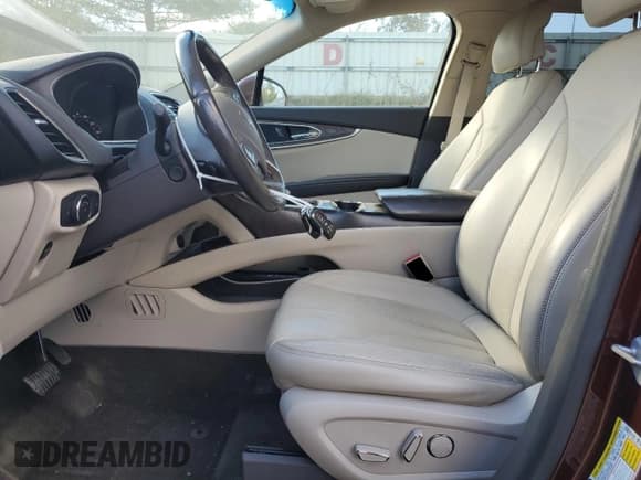 ✅ 2016 Lincoln MKX Select • VIN: 2LMTJ8KR4GBL61325 • Lot: 90105455. Listed on Copart with 104,877 mi. Free auction sales archive from the USA and detailed vehicle history report at DreamBid. Image 7.