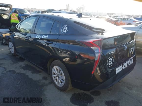 ✅ 2016 Toyota Prius Two • VIN: JTDKBRFUXG3530759 • Лот: 43535397. Опубликован ранее на IAAI с пробегом 175 993 миль. Бесплатный доступ к архиву аукционных продаж из США и подробный отчёт об истории автомобиля на DreamBid. Изображение 3.