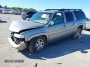 ✅ 2003 Chevrolet Suburban LT • VIN: 3GNFK16Z83G288048 • Лот: 40486507. Опубликован ранее на IAAI с пробегом 274 663 миль. Бесплатный доступ к архиву аукционных продаж из США и подробный отчёт об истории автомобиля на DreamBid. Изображение 2.