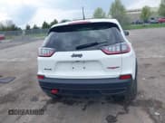 ✅ 2019 Jeep Cherokee Trailhawk • VIN: 1C4PJMBX7KD126848 • Lot: 42154124. Listed on IAAI with 94,248 mi. Free auction sales archive from the USA and detailed vehicle history report at DreamBid. Image 16.