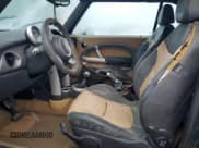 ✅ 2006 MINI Convertible S • VIN: WMWRH335X6TF87758 • Лот: 74358164. Опубликован ранее на Copart с пробегом Не указан. Бесплатный доступ к архиву аукционных продаж из США и подробный отчёт об истории автомобиля на DreamBid. Изображение 7.