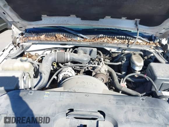 2004 Chevrolet Silverado 1500 Work Truck z VIN 1GCEC14X34Z297647, wystawiony jako IAAI lot #41721802 z przebiegiem 156 066 mil mil oraz . Historia ofert i sprzedaży dostępna na DreamBid. Obrazek 9.