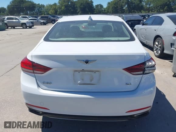 ✅ 2018 Genesis G80 3.8L • VIN: KMHGN4JE5JU265438 • Lot: 42782203. Listed on IAAI with 65,959 mi. Free auction sales archive from the USA and detailed vehicle history report at DreamBid. Image 16.