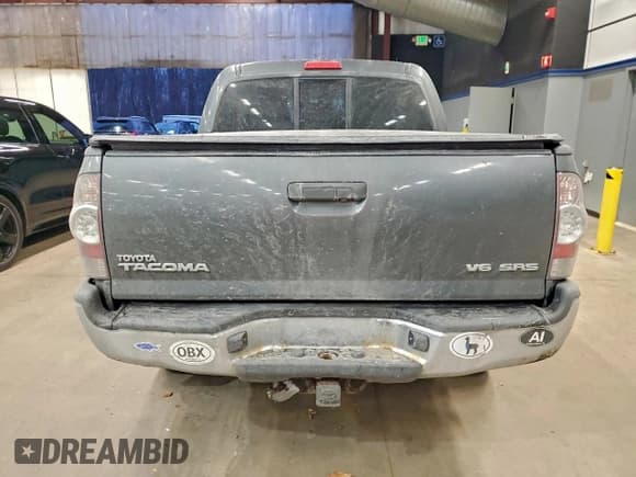 ✅ 2010 Toyota Tacoma • VIN: 3TMLU4ENXAM038136 • Lot: 95928065. Listed on Copart with 245,072 mi. Free auction sales archive from the USA and detailed vehicle history report at DreamBid. Image 6.