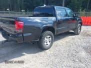 ✅ 2021 Toyota Tacoma SR5 • VIN: 3TYAX5GNXMT028099 • Lot: 43414780. Wystawiony na IAAI z przebiegiem Nie podano. Bezpłatny archiwum sprzedaży aukcyjnych z USA i szczegółowy raport historii pojazdu na DreamBid. Zdjęcie 4.