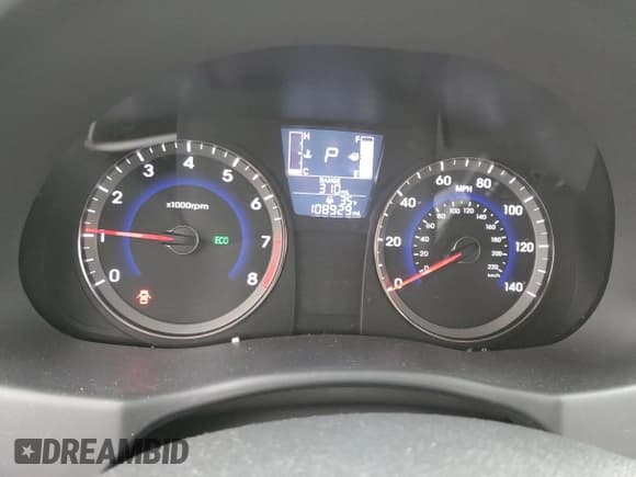 ✅ 2017 Hyundai Accent SE • VIN: KMHCT4AE0HU394461 • Лот: 42635754. Опубликован ранее на Copart с пробегом 108 929 миль. Бесплатный доступ к архиву аукционных продаж из США и подробный отчёт об истории автомобиля на DreamBid. Изображение 9.