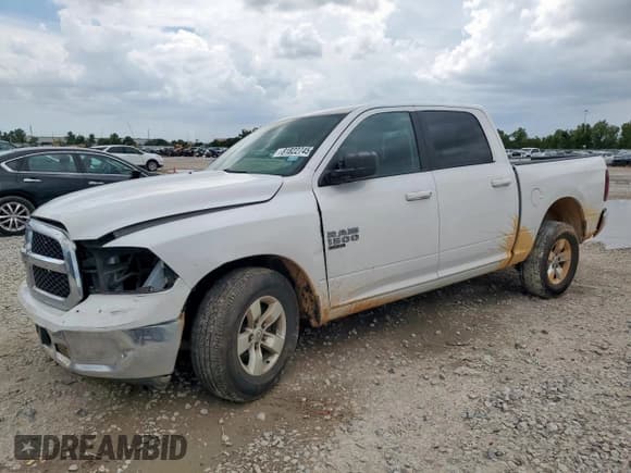 ✅ 2021 Ram 1500 SLT • VIN: 1C6RR6LGXMS530115 • Lot: 81822745. Wystawiony na Copart z przebiegiem 116 006 mil. Bezpłatny archiwum sprzedaży aukcyjnych z USA i szczegółowy raport historii pojazdu na DreamBid. Zdjęcie 1.