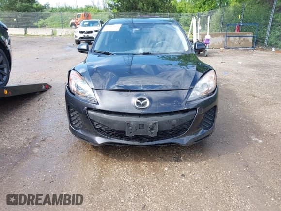 ✅ 2012 Mazda 3 i Touring • VIN: JM1BL1VF6C1500875 • Lot: 42535670. Listed on IAAI with 156,986 mi. Free auction sales archive from the USA and detailed vehicle history report at DreamBid. Image 6.