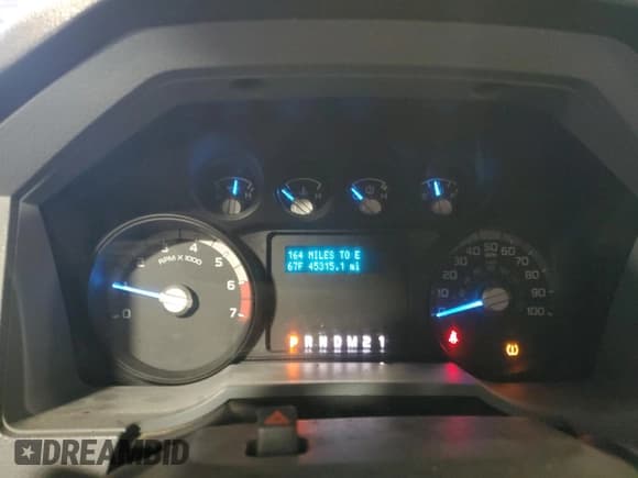 ✅ 2015 Ford F-350 XL • VIN: 1FTRF3B68FEB12291 • Лот: 91874255. Опубликован ранее на Copart с пробегом 45 315 миль. Бесплатный доступ к архиву аукционных продаж из США и подробный отчёт об истории автомобиля на DreamBid. Изображение 9.