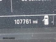 ✅ 2020 Chevrolet Silverado 1500 Custom • VIN: 1GCRWBEF7LZ133417 • Lot: 43470312. Wystawiony na IAAI z przebiegiem 107 761 mil. Bezpłatny archiwum sprzedaży aukcyjnych z USA i szczegółowy raport historii pojazdu na DreamBid. Zdjęcie 15.