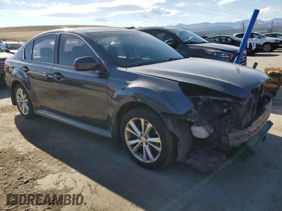 ✅ 2014 Subaru Legacy Limited • VIN: 4S3BMDL69E2028573 • Lot: 46606915. Wystawiony na Copart z przebiegiem 129 447 mil. Bezpłatny archiwum sprzedaży aukcyjnych z USA i szczegółowy raport historii pojazdu na DreamBid. Zdjęcie 4.