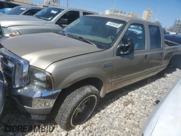 ✅ 2001 Ford F-250 XL • VIN: 3FTNW20F61MA43437 • Лот: 45398465. Опубликован ранее на Copart с пробегом 366 698 миль. Бесплатный доступ к архиву аукционных продаж из США и подробный отчёт об истории автомобиля на DreamBid. Изображение 1.