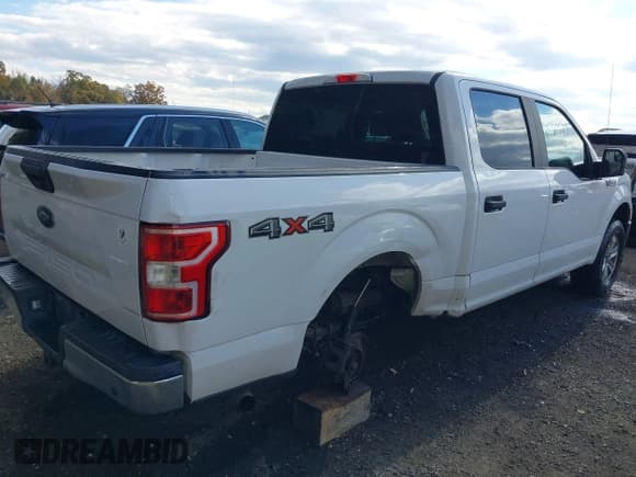 ✅ 2018 Ford F-150 Platinum • VIN: 1FTEW1E57JFE06743 • Lot: 43522625. Listed on IAAI with 54,442 mi. Free auction sales archive from the USA and detailed vehicle history report at DreamBid. Image 6.