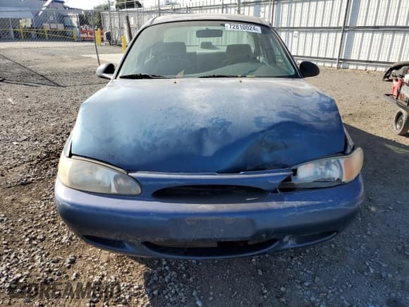 ✅ 1998 Ford Escort SE • VIN: 1FAFP13P1WW167919 • Lot: 72810024. Wystawiony na Copart z przebiegiem 211 520 mil. Bezpłatny archiwum sprzedaży aukcyjnych z USA i szczegółowy raport historii pojazdu na DreamBid. Zdjęcie 5.