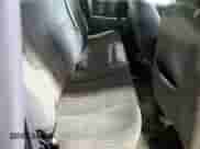 ✅ 2006 Chevrolet Silverado 1500 LS • VIN: 2GCEK19B161111762 • Lot: 80373664. Wystawiony na Copart z przebiegiem 116 760 mil mil. Skorzystaj z bezpłatnego archiwum sprzedaży aukcyjnych z USA i zobacz szczegółowy raport historii pojazdu na DreamBid. Zdjęcie 10.