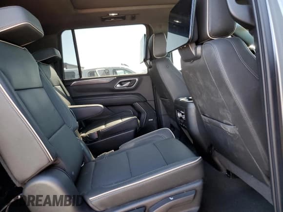 ✅ 2021 GMC Yukon XL SLT • VIN: 1GKS2GKT3MR449388 • Лот: 64291665. Опубликован ранее на Copart с пробегом 41 022 миль. Бесплатный доступ к архиву аукционных продаж из США и подробный отчёт об истории автомобиля на DreamBid. Изображение 11.