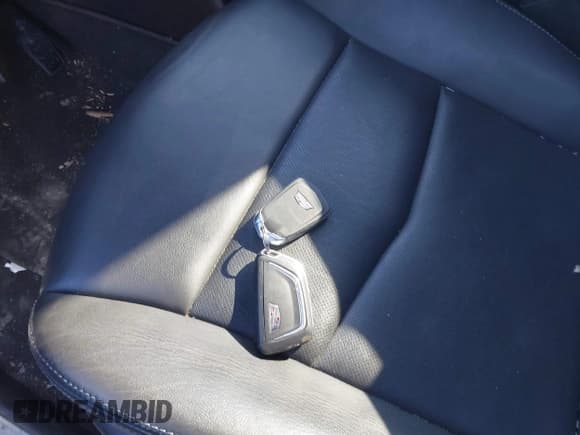 ✅ 2024 Cadillac XT5 AWD Premium Luxury • VIN: 1GYKNDRS3RZ722328 • Лот: 41628619. Опубликован ранее на IAAI с пробегом 37 756 миль. Бесплатный доступ к архиву аукционных продаж из США и подробный отчёт об истории автомобиля на DreamBid. Изображение 11.