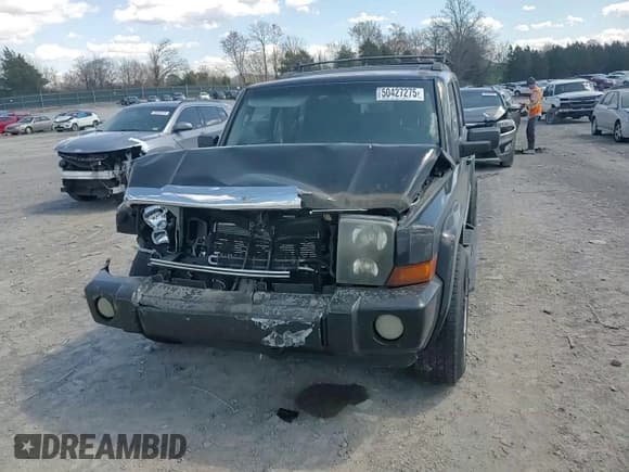 ✅ 2007 Jeep Commander Sport • VIN: 1J8HH48P37C633260 • Лот: 50427275. Опубликован ранее на Copart с пробегом 181 712 миль. Бесплатный доступ к архиву аукционных продаж из США и подробный отчёт об истории автомобиля на DreamBid. Изображение 11.