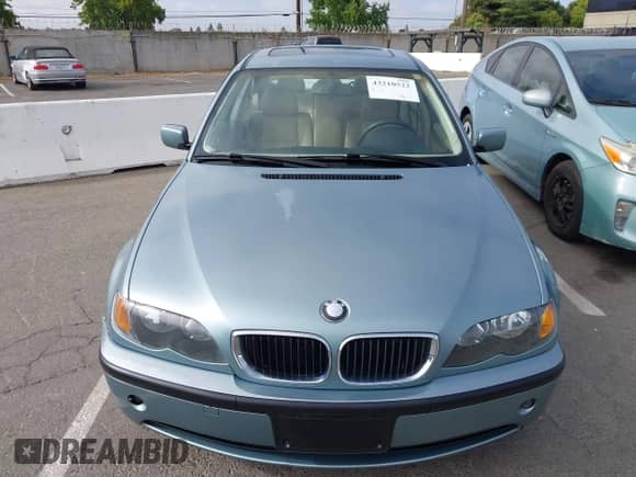 2003 BMW 3 Series 325xi z VIN WBAEU33403PM56017, wystawiony jako IAAI lot #43210522 z przebiegiem 129 583 mil mil oraz . Historia ofert i sprzedaży dostępna na DreamBid. Obrazek 6.