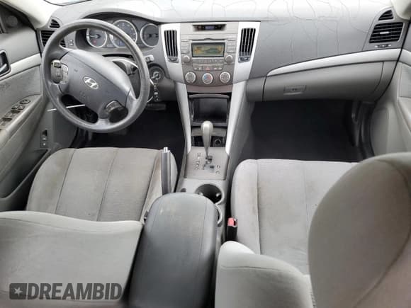 ✅ 2009 Hyundai Sonata GLS • VIN: 5NPET46C99H522051 • Лот: 70026114. Опубликован ранее на Copart с пробегом 213 985 миль. Бесплатный доступ к архиву аукционных продаж из США и подробный отчёт об истории автомобиля на DreamBid. Изображение 8.