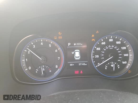 ✅ 2020 Hyundai Kona SEL • VIN: KM8K22AA5LU490529 • Лот: 85236684. Опубликован ранее на Copart с пробегом 37 143 миль. Бесплатный доступ к архиву аукционных продаж из США и подробный отчёт об истории автомобиля на DreamBid. Изображение 9.