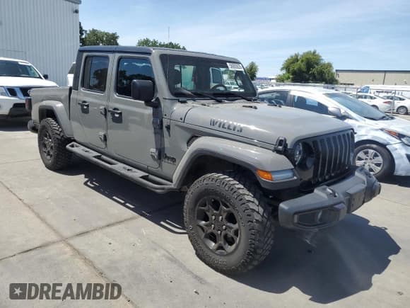 ✅ 2023 Jeep Gladiator Sport S • VIN: 1C6HJTAG3PL552959 • Lot: 56905635. Wystawiony na Copart z przebiegiem 30 356 mil. Bezpłatny archiwum sprzedaży aukcyjnych z USA i szczegółowy raport historii pojazdu na DreamBid. Zdjęcie 4.