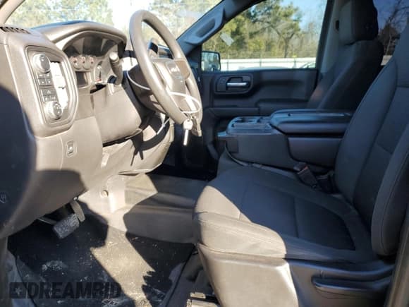 ✅ 2021 GMC Sierra 1500 • VIN: 3GTU9AEF0MG128069 • Lot: 86120714. Wystawiony na Copart z przebiegiem 98 906 mil. Bezpłatny archiwum sprzedaży aukcyjnych z USA i szczegółowy raport historii pojazdu na DreamBid. Zdjęcie 7.