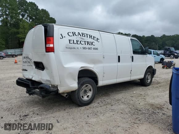 ✅ 2023 Chevrolet Express Cargo • VIN: 1GCWGAFP5P1251682 • Лот: 80459745. Опубликован ранее на Copart с пробегом 34 001 миль. Бесплатный доступ к архиву аукционных продаж из США и подробный отчёт об истории автомобиля на DreamBid. Изображение 3.