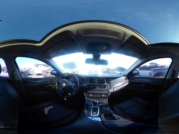 ✅ 2014 BMW 5 Series 535i • VIN: WBA5B1C51ED484450 • Лот: 43635362. Опубликован ранее на IAAI с пробегом 100 012 миль. Бесплатный доступ к архиву аукционных продаж из США и подробный отчёт об истории автомобиля на DreamBid. Изображение 19.