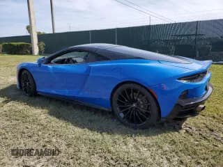 ✅ 2020 McLaren GT • VIN: SBM22GCA8LW000692 • Lot: 44749324. Wystawiony na Copart z przebiegiem 18 911 mil. Bezpłatny archiwum sprzedaży aukcyjnych z USA i szczegółowy raport historii pojazdu na DreamBid. Zdjęcie 2.