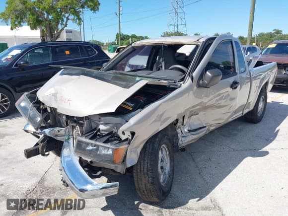 ✅ 2004 Chevrolet Colorado Z85 • VIN: 1GCCS198848145963 • Lot: 39130743. Wystawiony na IAAI z przebiegiem 122 024 mil. Bezpłatny archiwum sprzedaży aukcyjnych z USA i szczegółowy raport historii pojazdu na DreamBid. Zdjęcie 2.