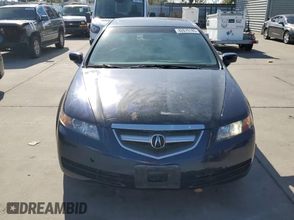 ✅ 2004 Acura TL • VIN: 19UUA66244A030324 • Lot: 82670185. Wystawiony na Copart z przebiegiem 195 028 mil. Bezpłatny archiwum sprzedaży aukcyjnych z USA i szczegółowy raport historii pojazdu na DreamBid. Zdjęcie 5.