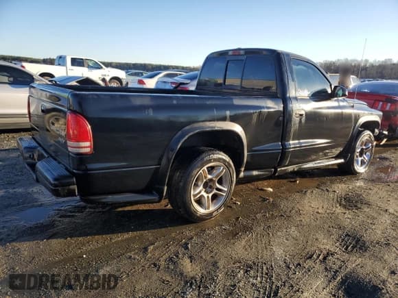 ✅ 2003 Dodge Dakota R/T • VIN: 1D7FL76Z53S266631 • Лот: 87503565. Опубликован ранее на Copart с пробегом 193 092 миль. Бесплатный доступ к архиву аукционных продаж из США и подробный отчёт об истории автомобиля на DreamBid. Изображение 3.