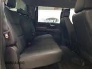 ✅ 2023 Chevrolet Silverado 2500HD Work Truck • VIN: 1GC1YLE7XPF169163 • Lot: 90227305. Wystawiony na Copart z przebiegiem 56 939 mil. Bezpłatny archiwum sprzedaży aukcyjnych z USA i szczegółowy raport historii pojazdu na DreamBid. Zdjęcie 10.