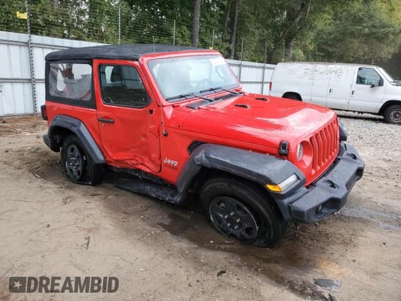 ✅ 2020 Jeep Wrangler Sport S • VIN: 1C4GJXAG3LW267179 • Lot: 85278755. Listed on Copart with 40,099 mi. Free auction sales archive from the USA and detailed vehicle history report at DreamBid. Image 4.