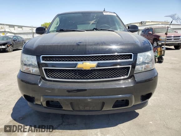 ✅ 2014 Chevrolet Suburban LS • VIN: 1GNSCHE03ER132039 • Lot: 68390234. Wystawiony na Copart z przebiegiem 129 744 mil. Bezpłatny archiwum sprzedaży aukcyjnych z USA i szczegółowy raport historii pojazdu na DreamBid. Zdjęcie 5.