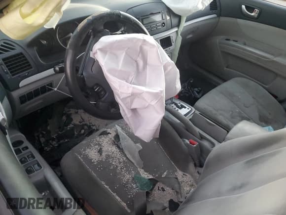 ✅ 2008 Hyundai Sonata GLS • VIN: 5NPET46F38H335896 • Lot: 78815874. Listed on Copart with 217,426 mi. Free auction sales archive from the USA and detailed vehicle history report at DreamBid. Image 8.