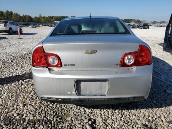 ✅ 2009 Chevrolet Malibu 1LS • VIN: 1G1ZG57B394172416 • Lot: 73209694. Listed on Copart with 151,111 mi. Free auction sales archive from the USA and detailed vehicle history report at DreamBid. Image 6.