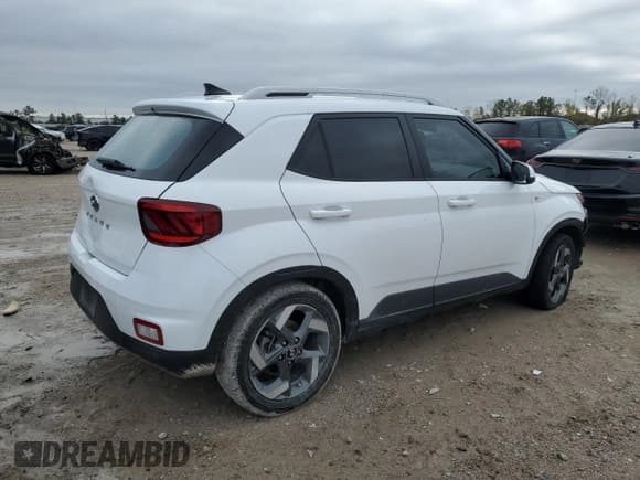 ✅ 2021 Hyundai Venue SEL • VIN: KMHRC8A36MU109904 • Lot: 85691854. Listed on Copart with 61,135 mi. Free auction sales archive from the USA and detailed vehicle history report at DreamBid. Image 3.