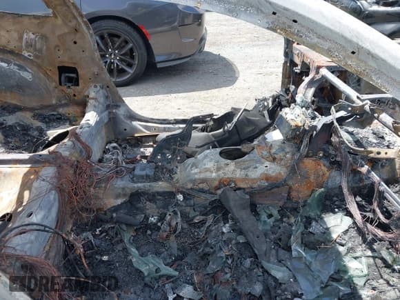 ✅ 2019 Ford Mustang GT Premium • VIN: 1FA6P8CFXK5169586 • Lot: 42815014. Wystawiony na IAAI z przebiegiem Nie podano. Bezpłatny archiwum sprzedaży aukcyjnych z USA i szczegółowy raport historii pojazdu na DreamBid. Zdjęcie 5.