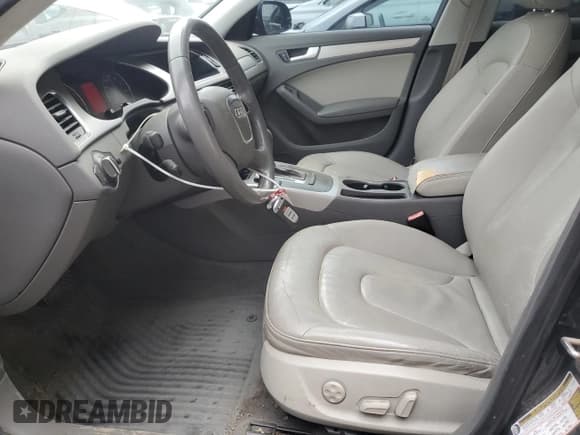 ✅ 2011 Audi A4 Premium Plus • VIN: WAUEFAFL9BN031990 • Лот: 84025075. Опубликован ранее на Copart с пробегом 222 258 миль. Бесплатный доступ к архиву аукционных продаж из США и подробный отчёт об истории автомобиля на DreamBid. Изображение 7.