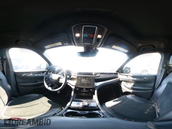 ✅ 2023 Jeep Grand Cherokee Laredo • VIN: 1C4RJJAG0P8106160 • Лот: 43126366. Опубликован ранее на IAAI с пробегом 26 328 миль. Бесплатный доступ к архиву аукционных продаж из США и подробный отчёт об истории автомобиля на DreamBid. Изображение 19.